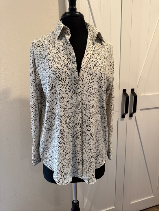 Zara Tops - Zara Black and White Printed Collared Blouse